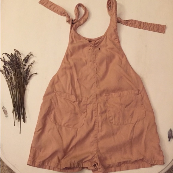 UO BDG Button-Down Romper - Picture 4 of 6